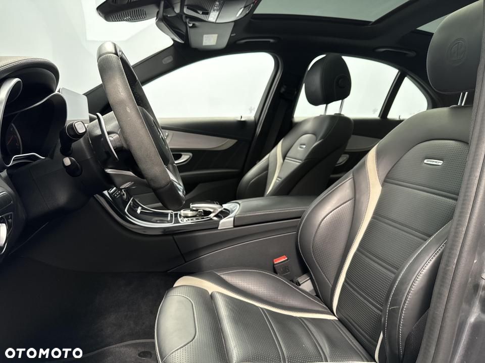 Mercedes-Benz Klasa C AMG 63 S AMG Speedshift MCT 9G - 13