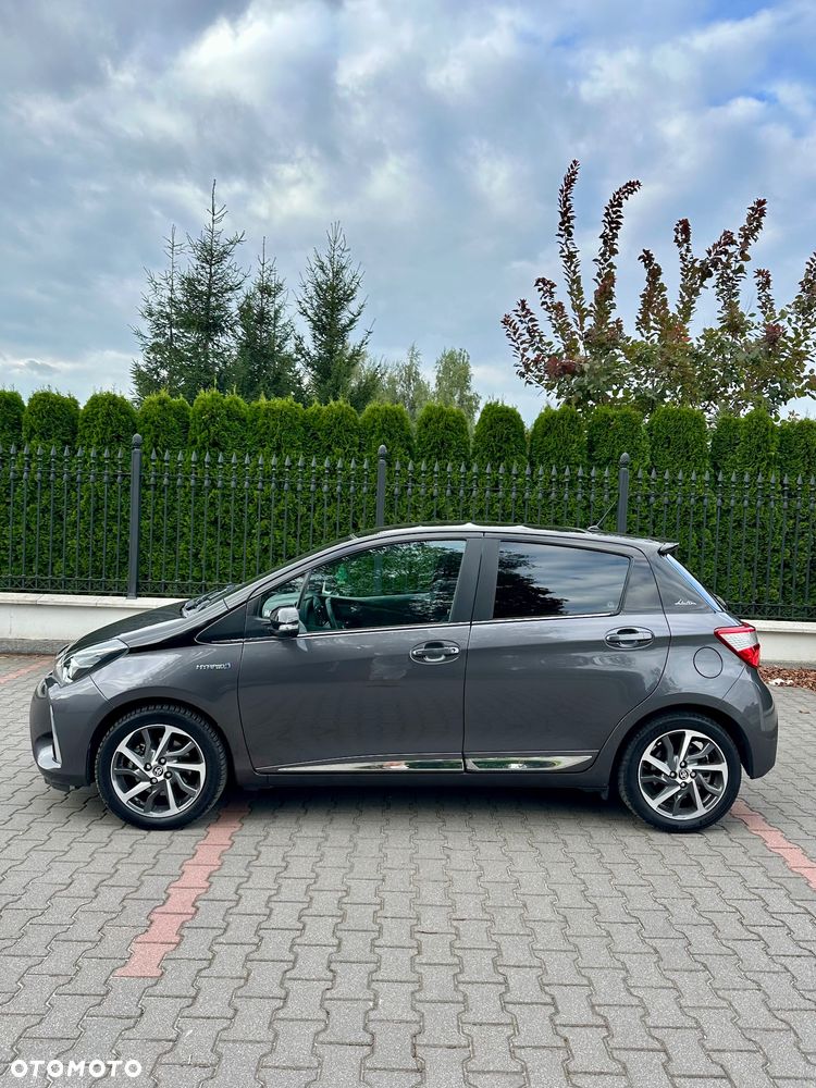 Toyota Yaris - 7