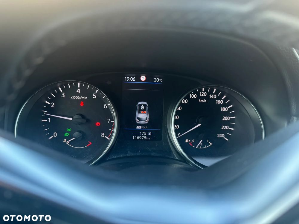Nissan Qashqai 1.3 DIG-T N-Connecta - 20