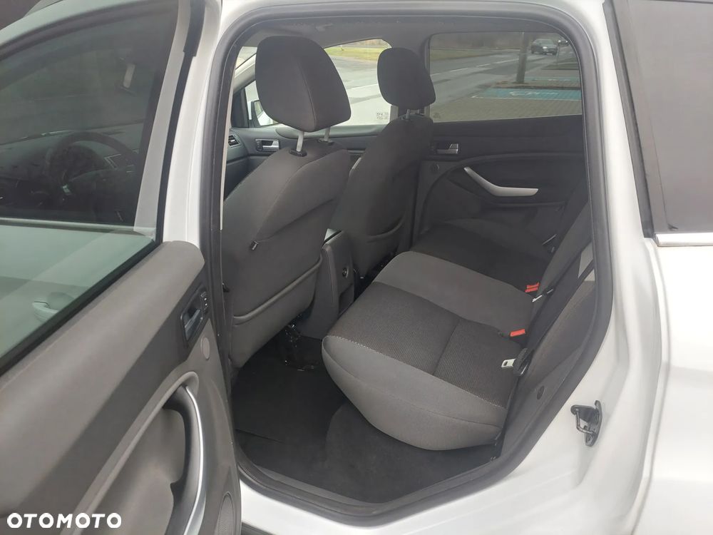 Ford Kuga 2.0 TDCi 4x4 Trend - 11