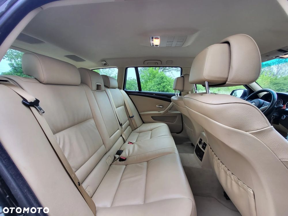 BMW Seria 5 520d - 20