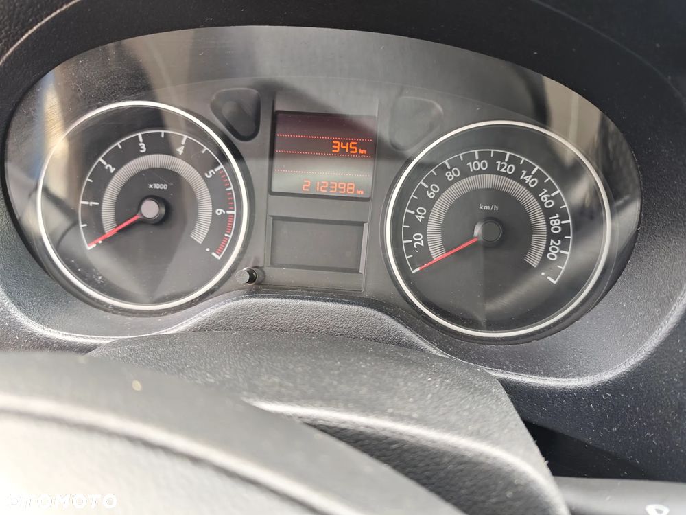 Peugeot 301 1.6 HDi Access - 21