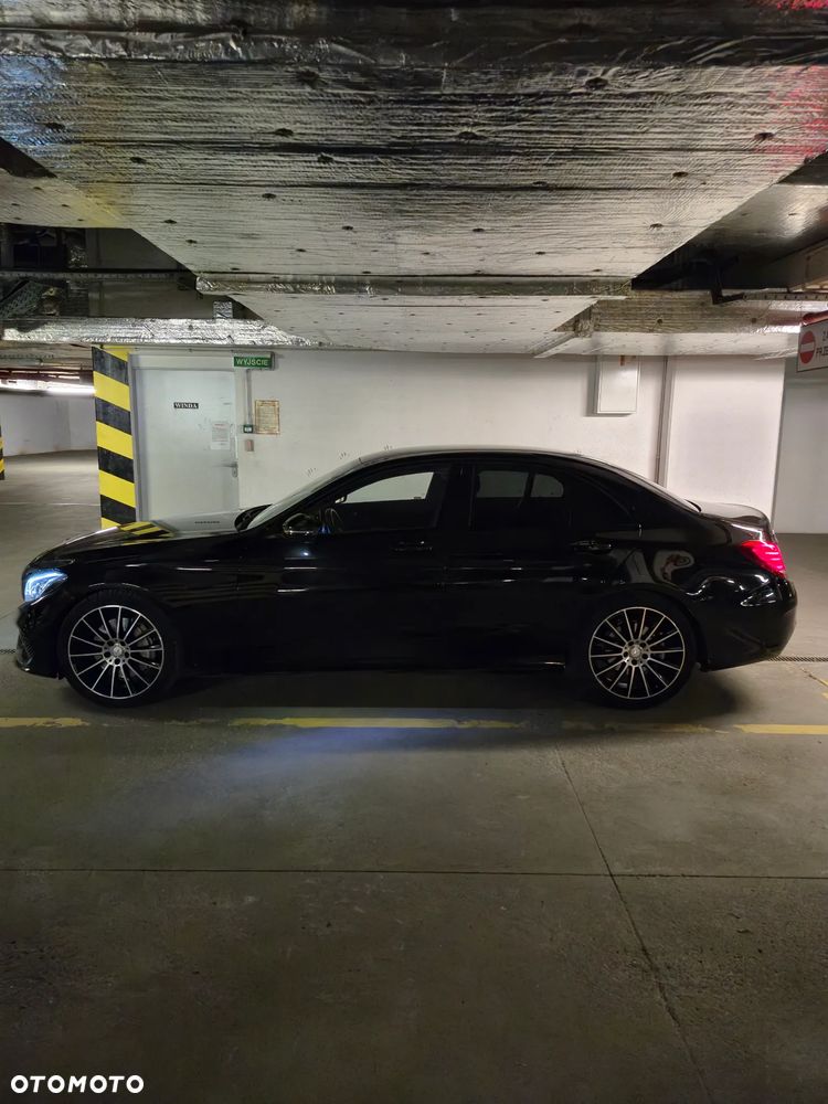 Mercedes-Benz Klasa C 300 7G-TRONIC - 6