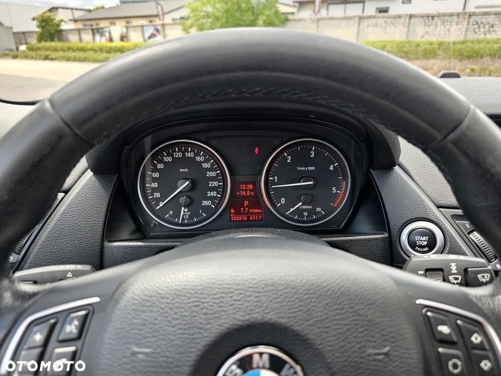 BMW X1 xDrive25d xLine - 11
