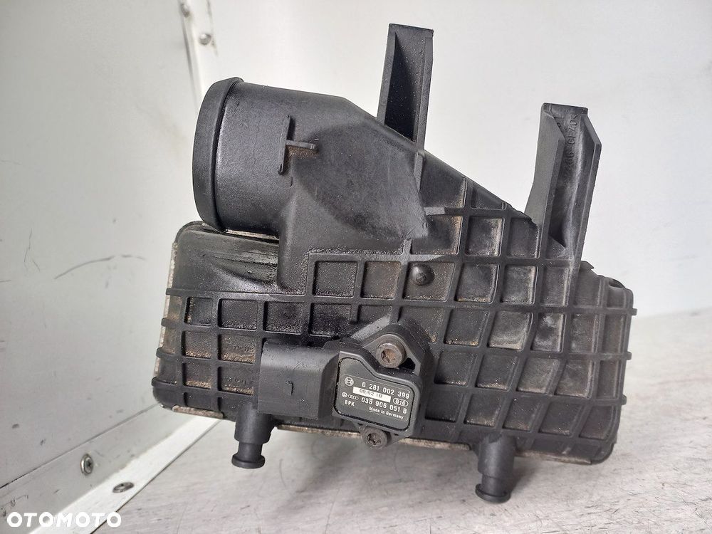 CHŁODNICA INTERCOOLER AUDI A4 B6 8E0145805E 2.5 TDI - 5