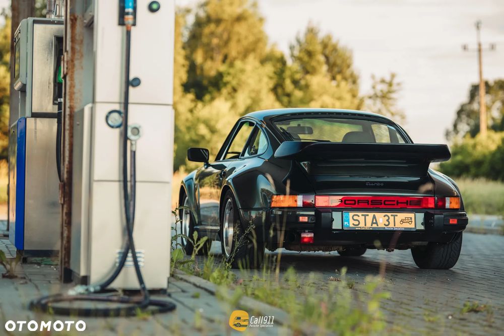 Porsche 911 - 4