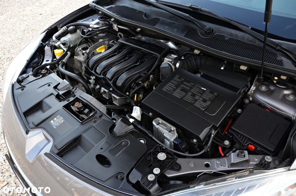 Renault Megane 1.6 16V 110 Dynamique - 9