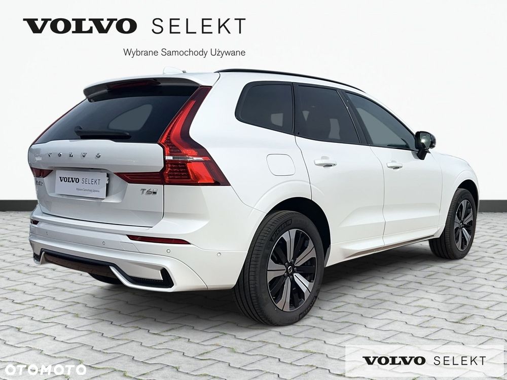 Volvo XC 60 T6 Plug-In Hybrid AWD Plus Dark - 6