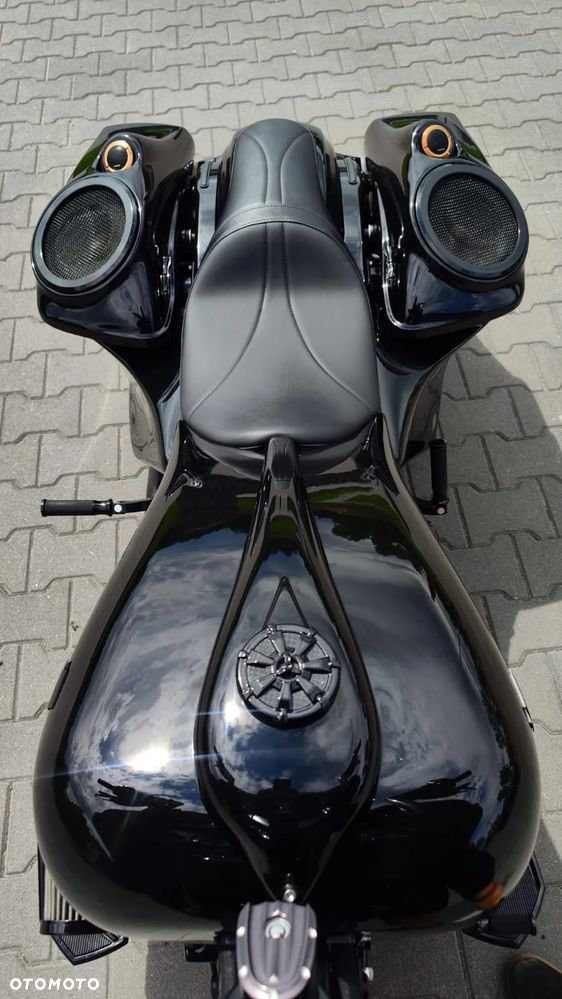 Harley-Davidson Touring Street Glide - 33