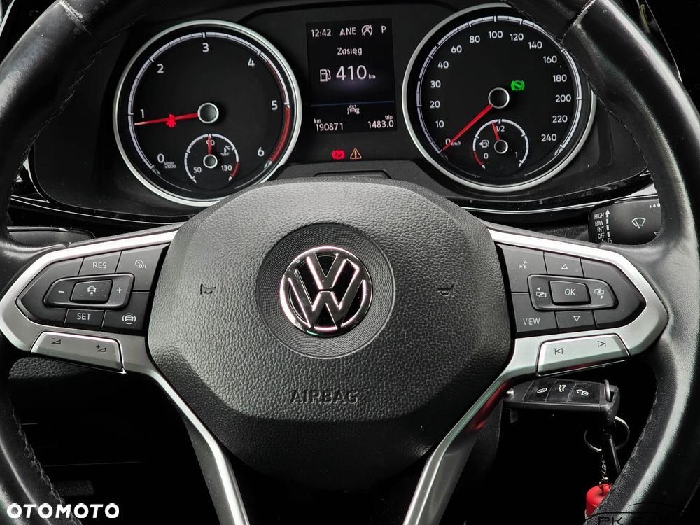 Volkswagen Multivan - 28
