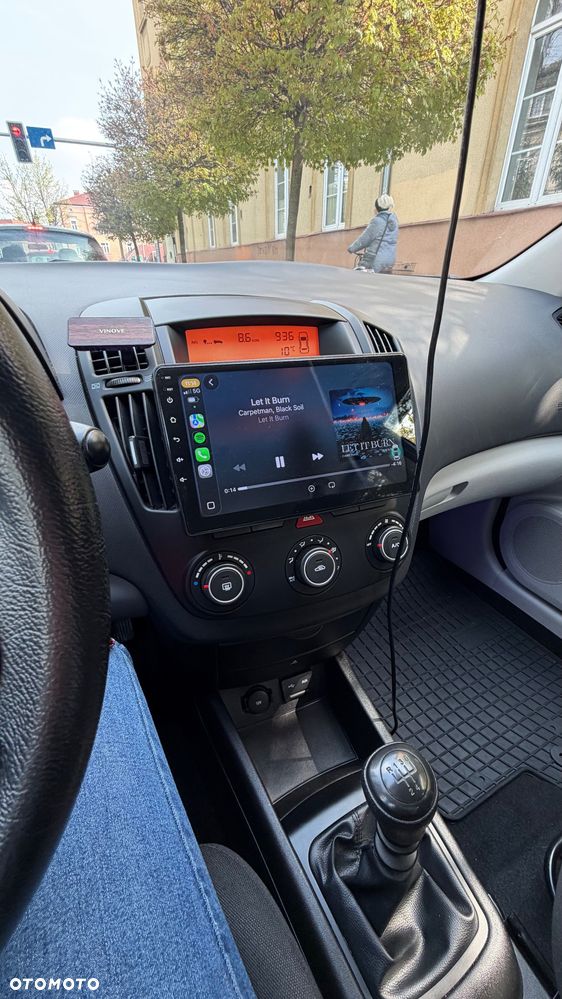 Kia Ceed 1.4 L - 22