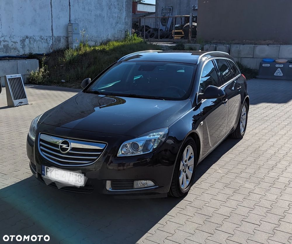 Opel Insignia - 1