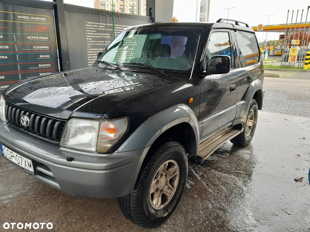 Toyota Land Cruiser - 2