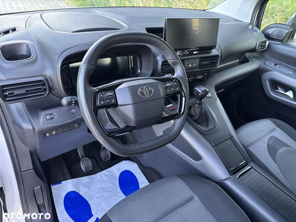 Toyota Proace City Verso 1.5 D-4D Family - 22