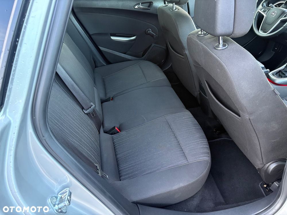 Opel Astra 1.7 CDTI Cosmo - 8