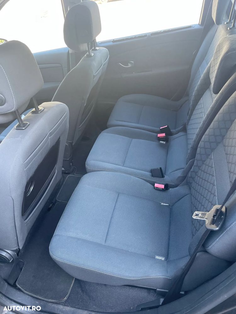 Renault Scenic dCi 110 Expression - 9