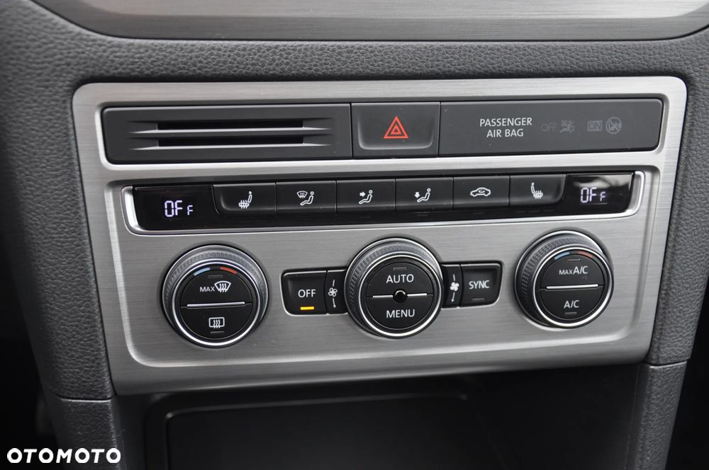 Volkswagen Golf Sportsvan 1.6 TDI BlueMotion Technology Comfortline - 12