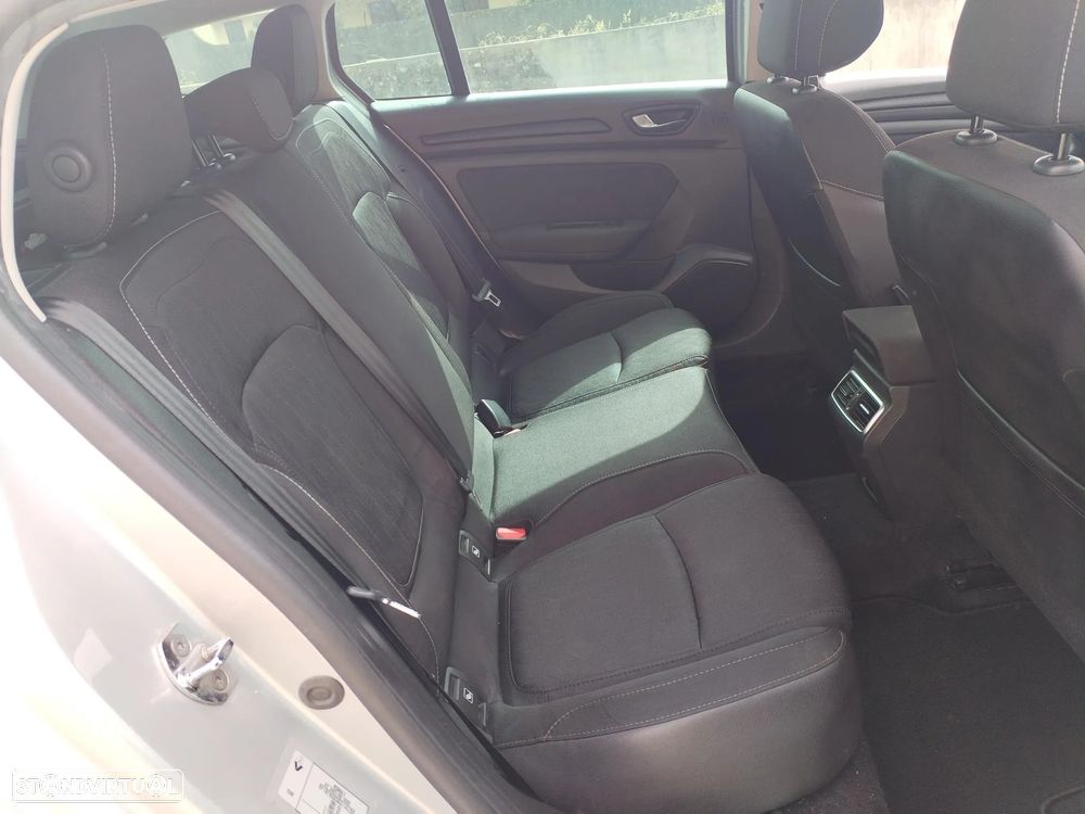 Renault Mégane Sport Tourer 1.5 dCi Limited - 4