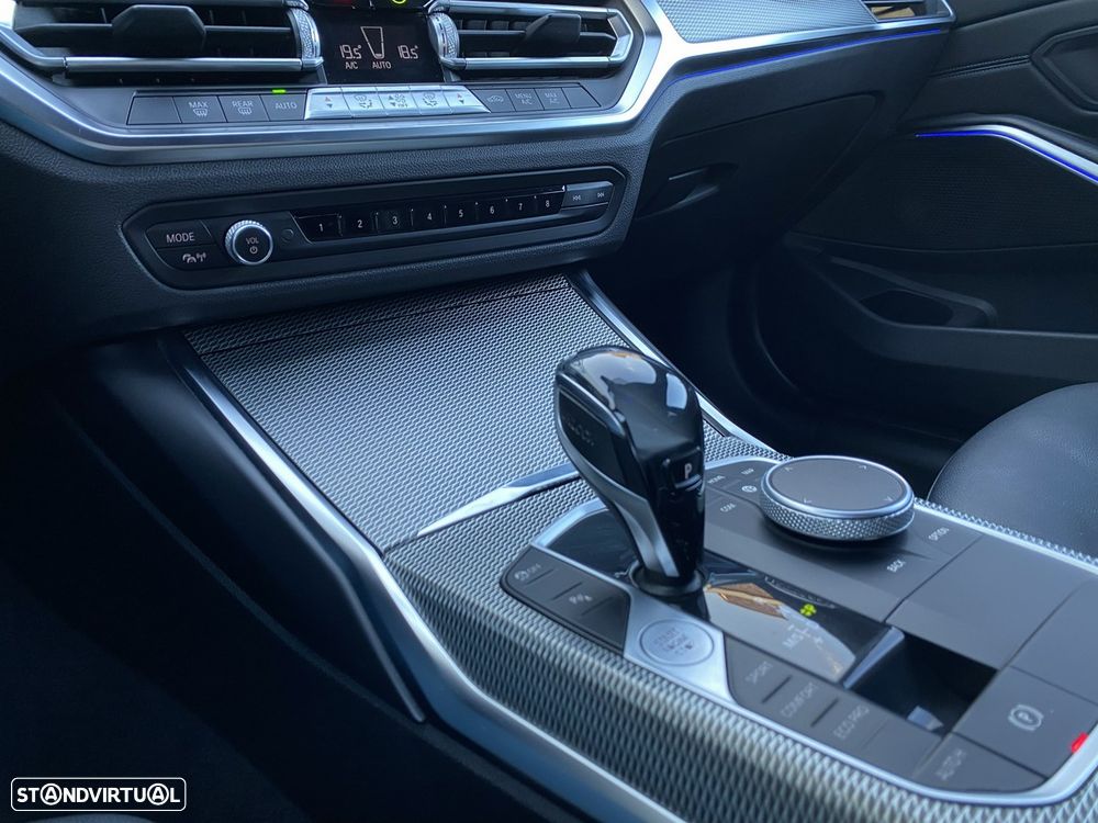 BMW 320 d Pack M Auto - 23
