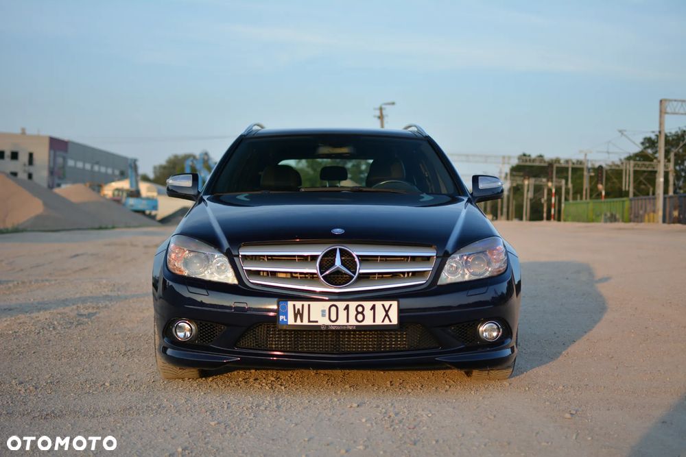 Mercedes-Benz Klasa C 320 CDI DPF 4Matic 7G-TRONIC Avantgarde - 2