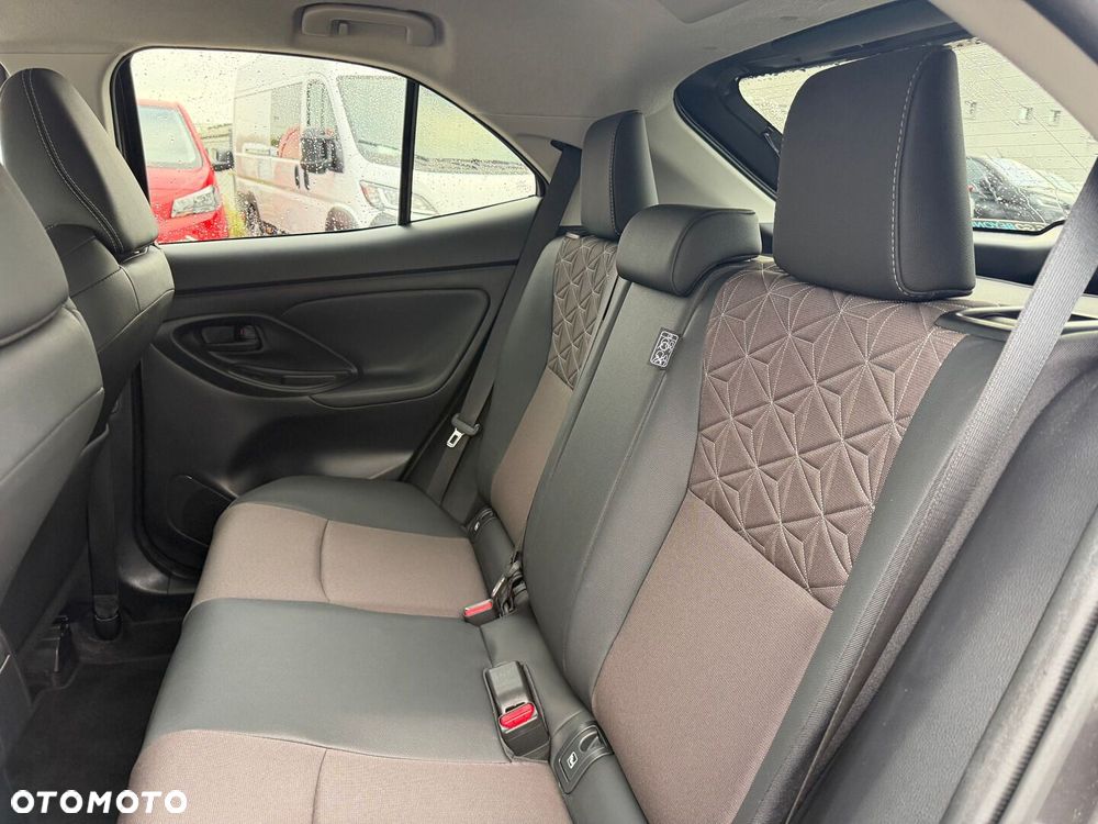 Toyota Yaris Cross Hybrid 1.5 Executive - 31