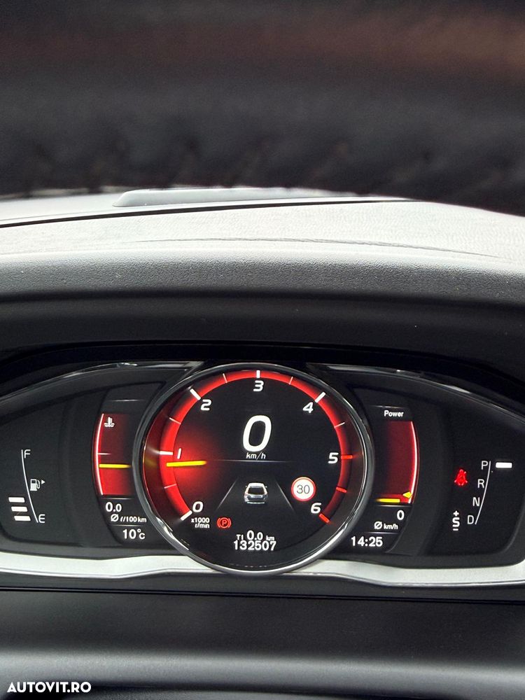 Volvo XC 60 D4 Geartronic Inscription - 10