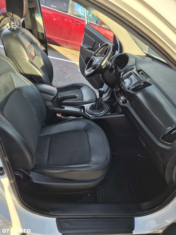 Kia Sportage 2.0 XL - 23