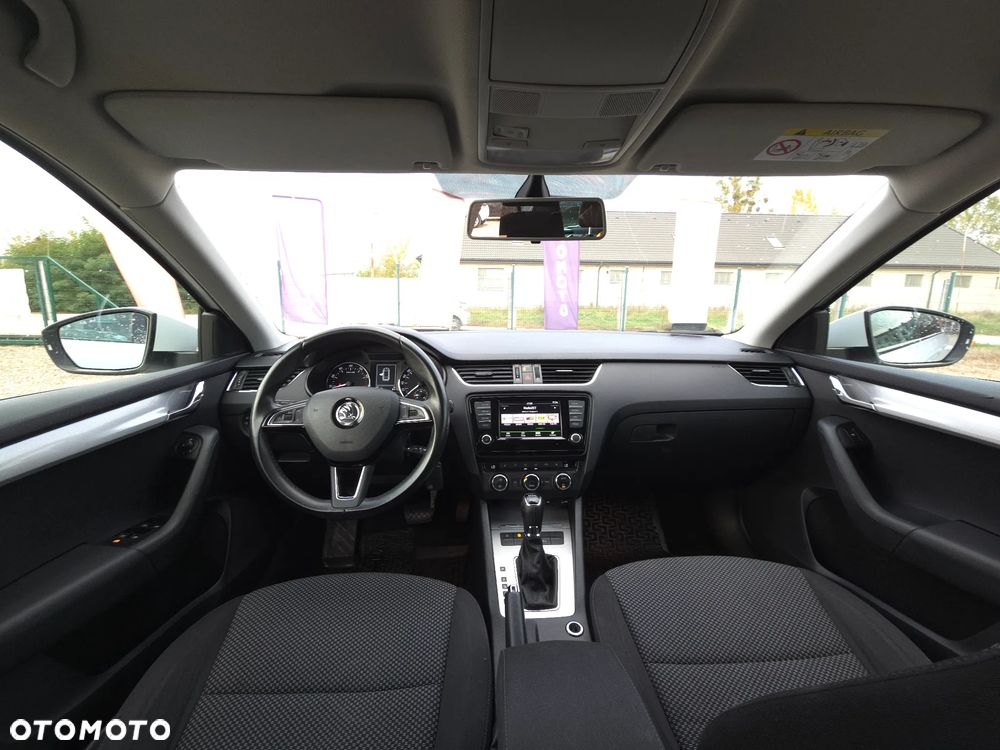 Skoda Octavia 1.4 TSI Ambition DSG - 32