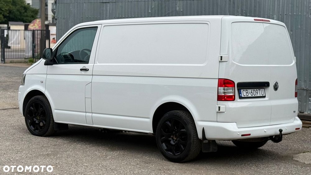 Volkswagen Transporter - 11