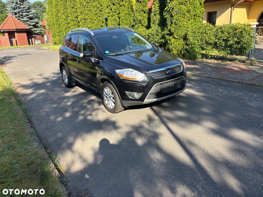 Ford Kuga 2.0 TDCi 4x4 Titanium - 2