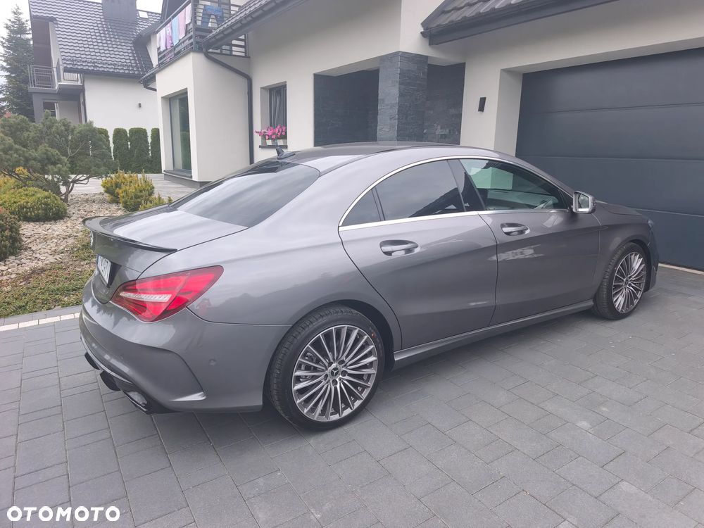 Mercedes-Benz CLA 180 7G-DCT AMG Line - 11