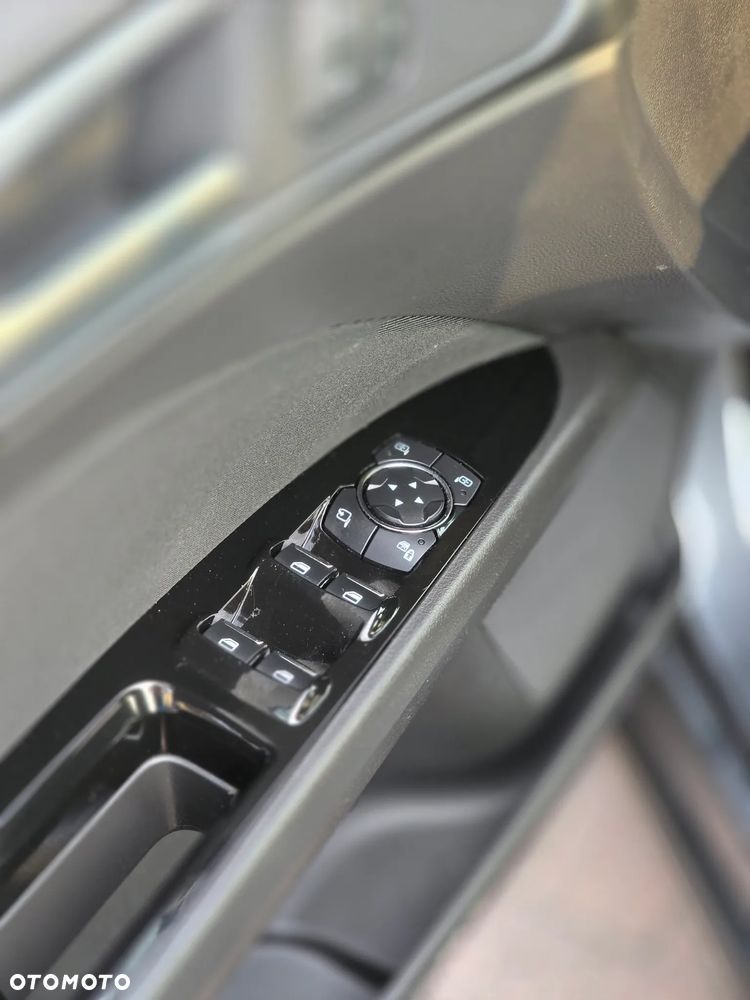 Ford Mondeo 2.0 TDCi Titanium 4WD PowerShift - 9