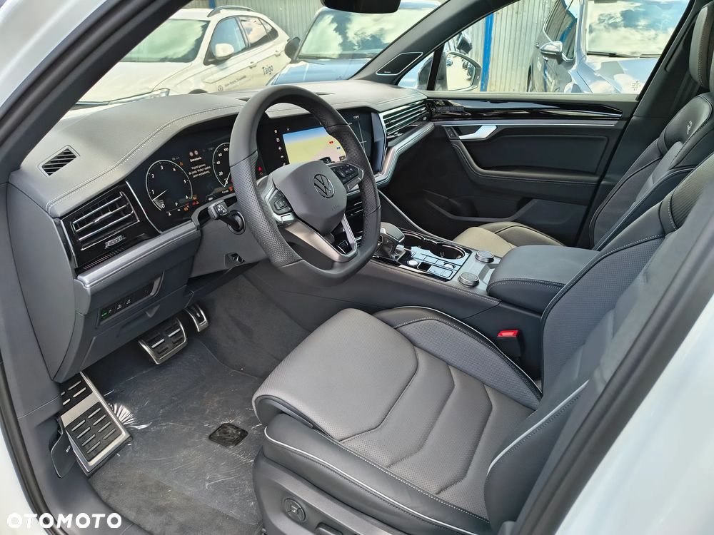 Volkswagen Touareg 3.0 V6 TDI 4Motion R-Line - 18