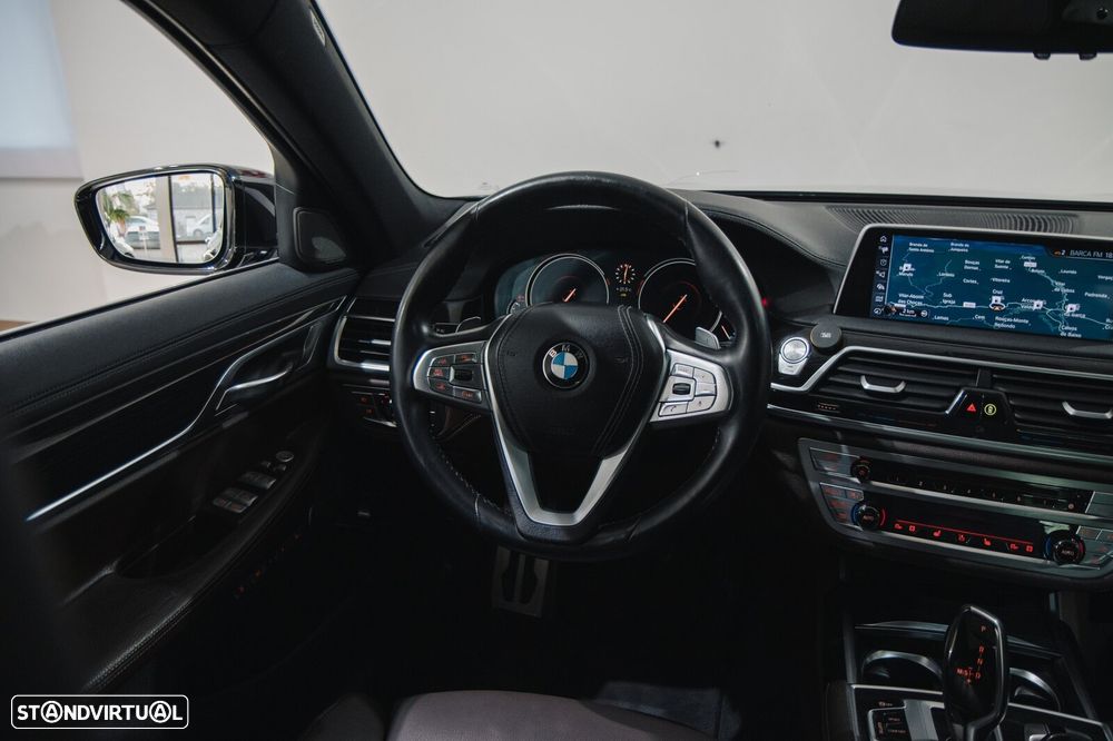 BMW 730 d Pack M - 15