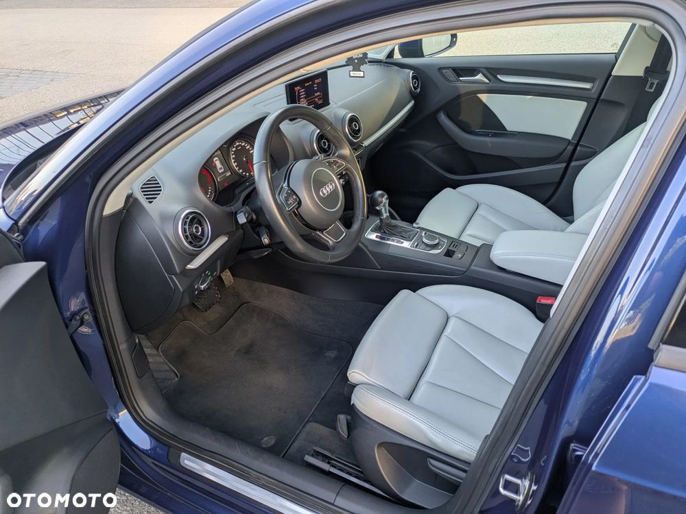 Audi A3 Sportback 1.8 TFSI Ambition S tronic - 11