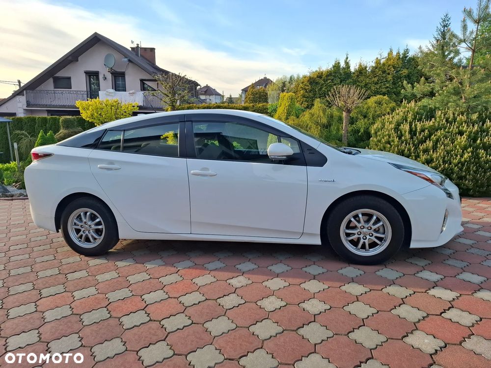 Toyota Prius Hybrid Comfort - 8