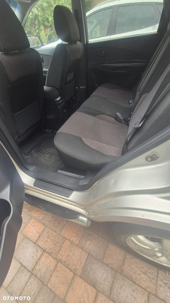 Hyundai Tucson 2.0 Comfort 2WD - 5