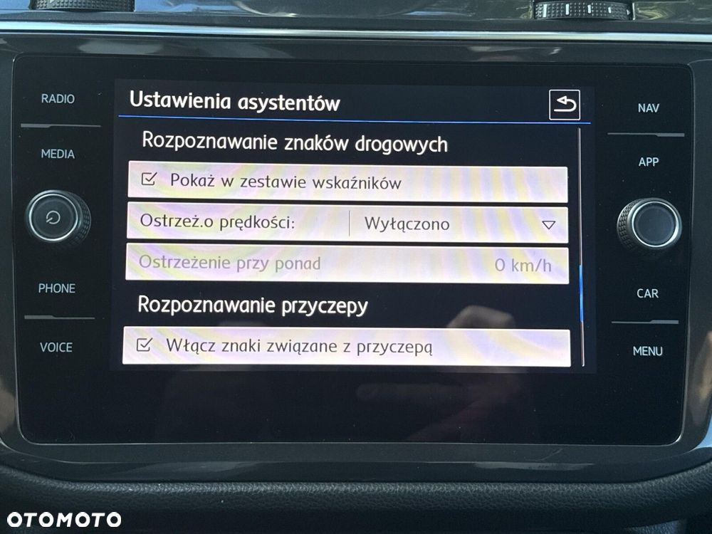 Volkswagen Tiguan Allspace 2.0 TDI 4Mot SCR Comfortline DSG 7os - 32