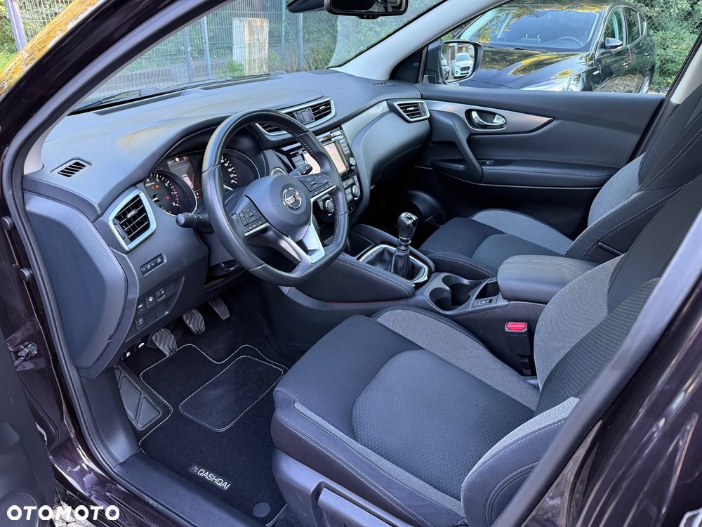 Nissan Qashqai - 12