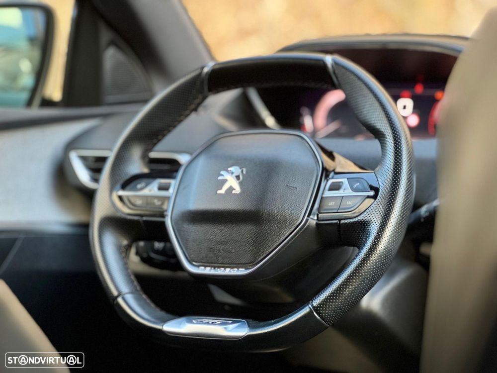 Peugeot 3008 1.2 PureTech GT - 28