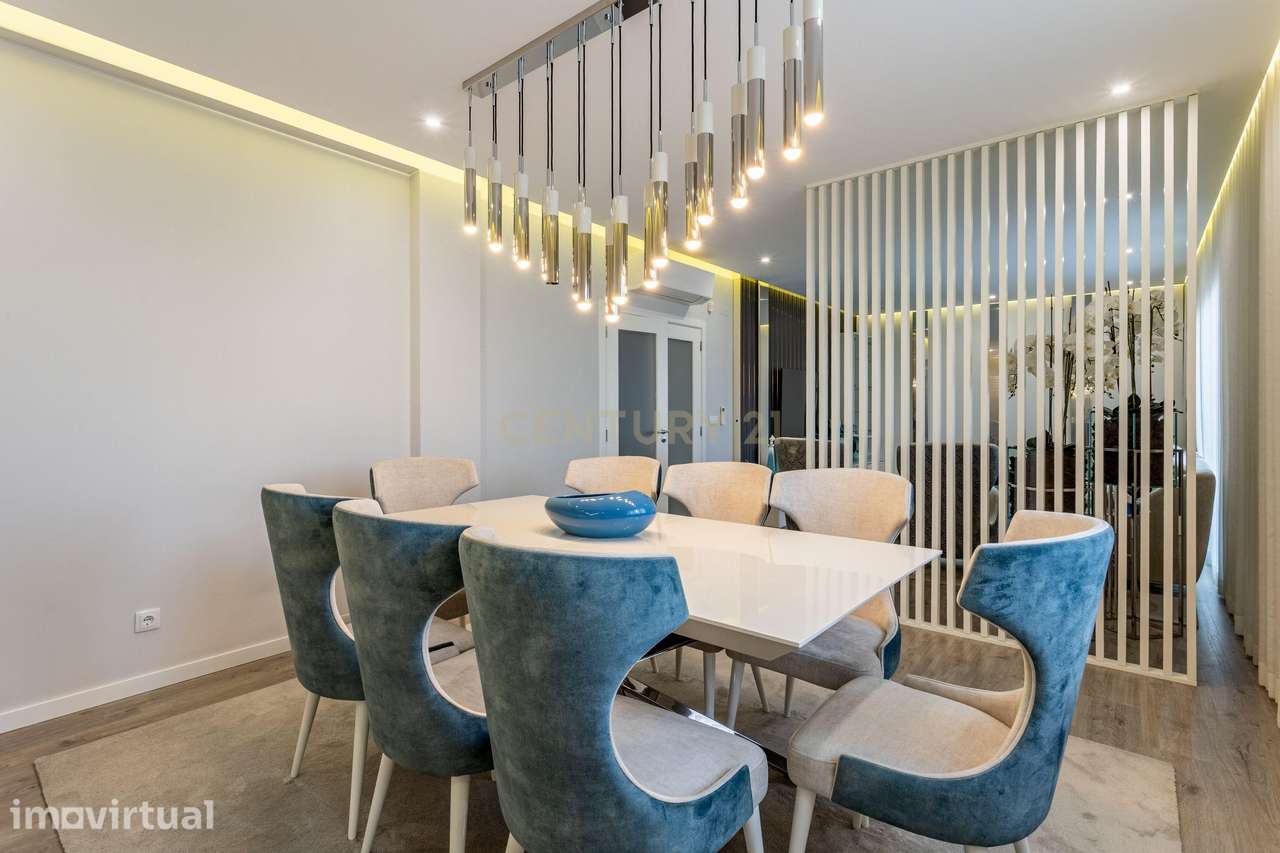 Luxuosa Moradia T5 em Odivelas, Lisboa - Nova e Aconchegante - Grande imagem: 4/48