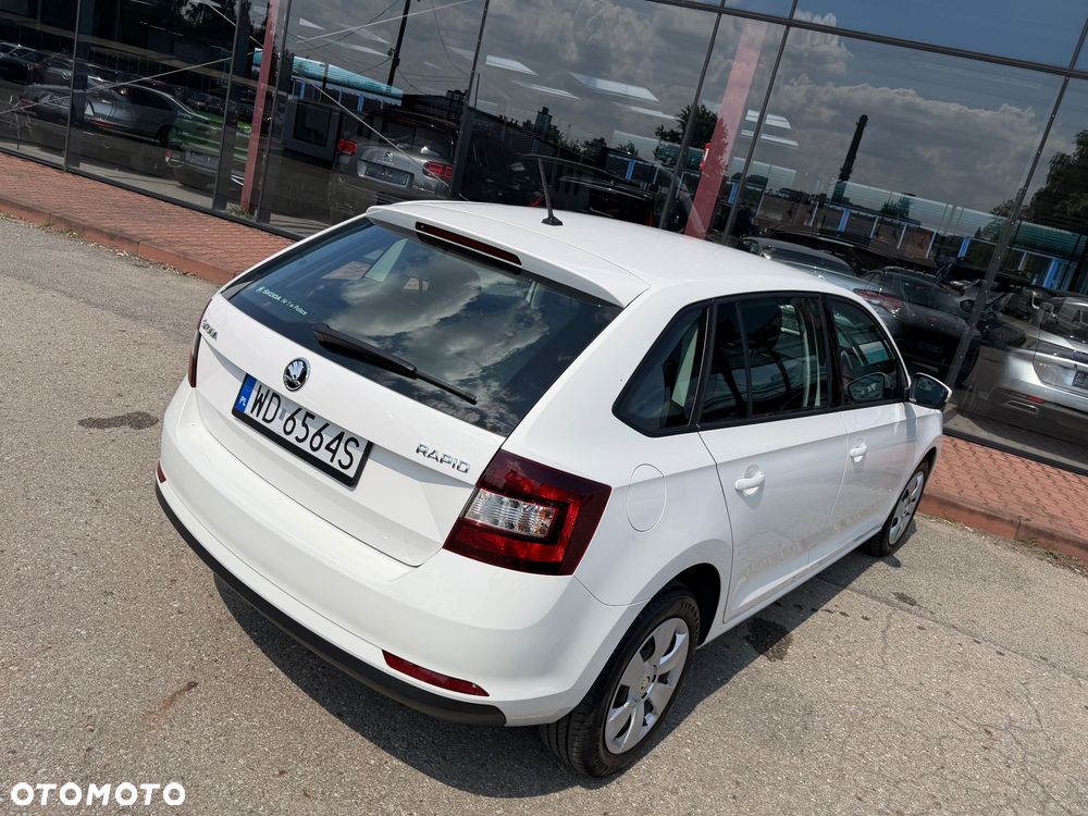 Skoda RAPID 1.0 TSI Active - 11