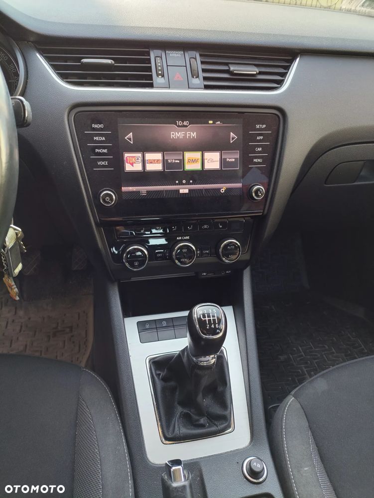 Skoda Octavia 2.0 TDI Style - 10