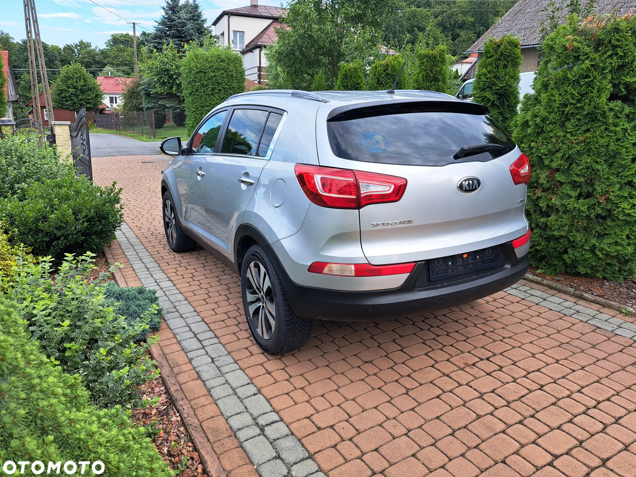Kia Sportage 1.7 CRDI 2WD Dream-Team Edition - 11