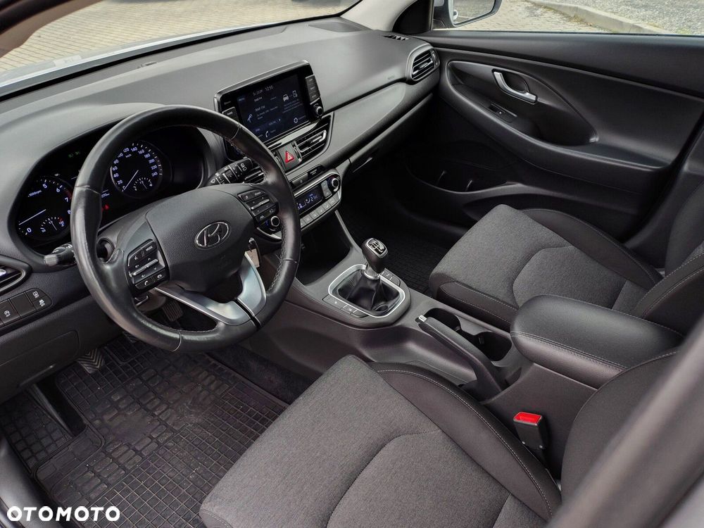 Hyundai i30 1.5 DPI Smart - 14