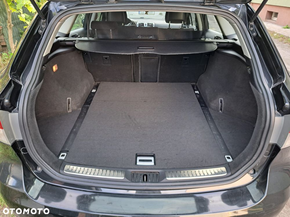 Toyota Avensis 2013 photo 4