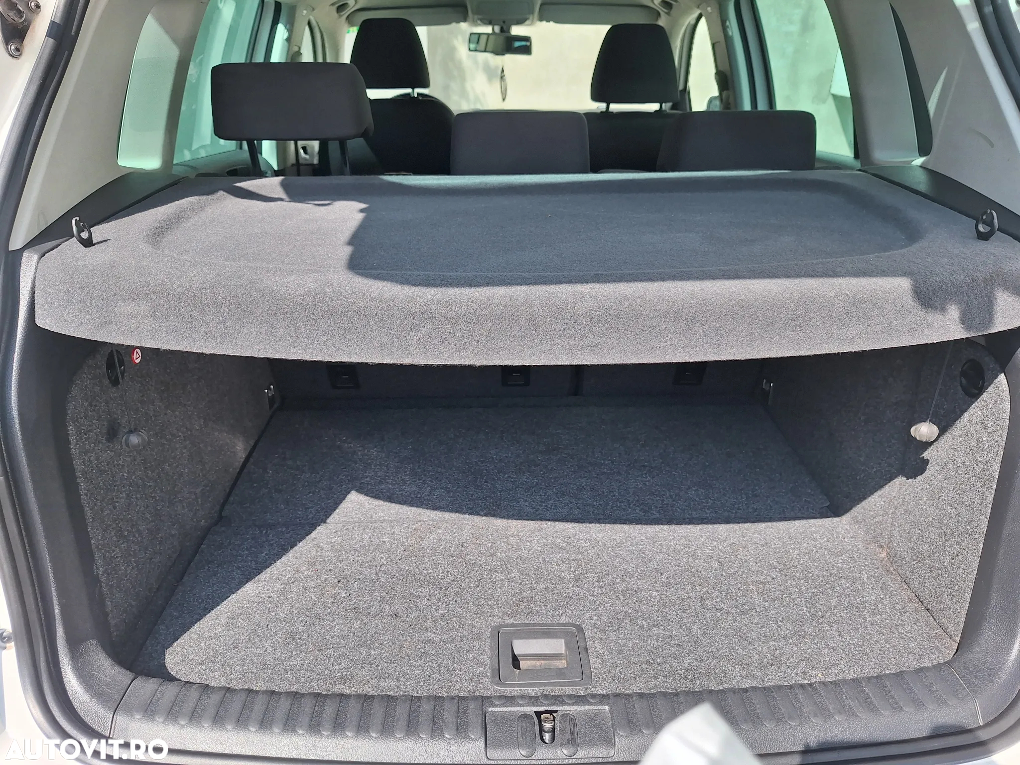 Volkswagen Tiguan 2.0 TDI 4Motion Sport & Style - 8