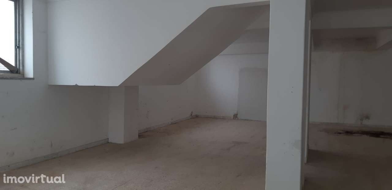 Armazém  Venda em Agualva e Mira-Sintra,Sintra - Grande imagem: 3/15