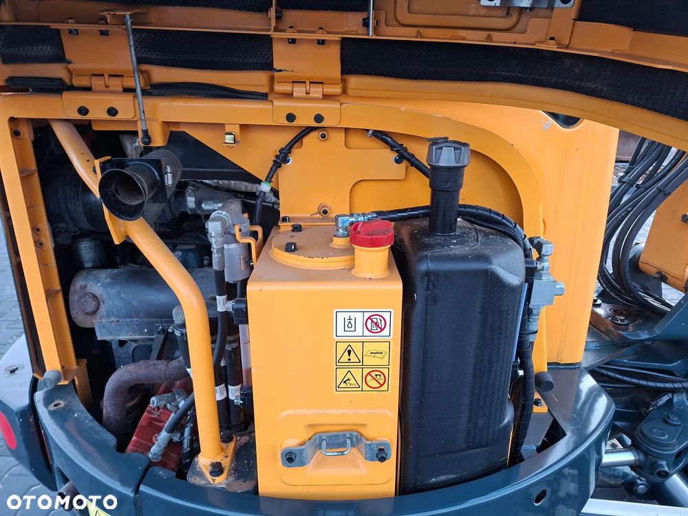 Hyundai R30 ROTOTILT - 7