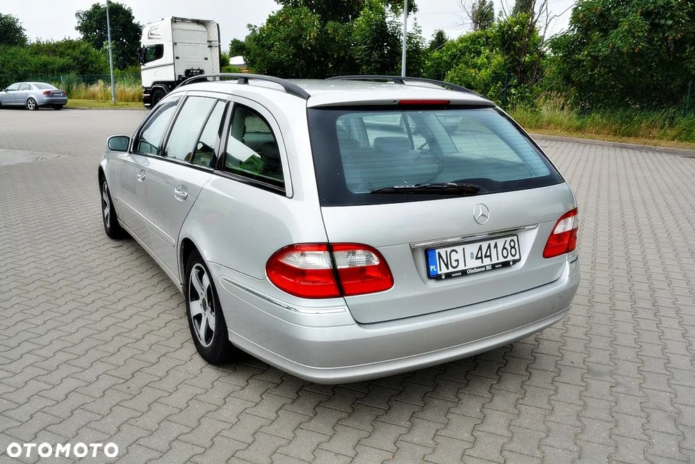 Mercedes-Benz Klasa E 200 Kompressor Automatik Classic - 12